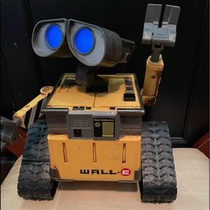WALL-E Robot Moving Talking ,Light Up Blue Eyes!